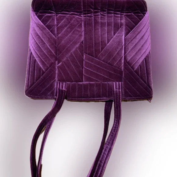 Vera Bradley Quilted Velour Tote Shoulder Handbag Burgundy EUC - Picture 3 of 13